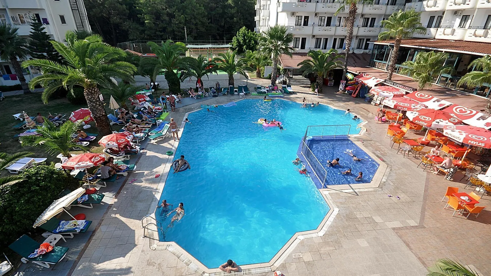 Club Hotel Pineta Armutalan