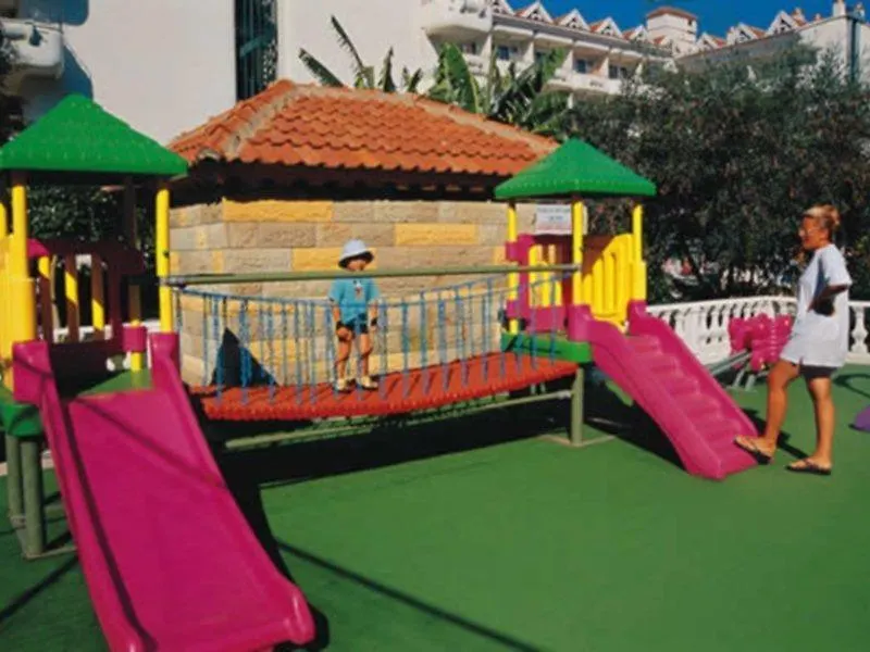 Club Hotel Pineta Armutalan
